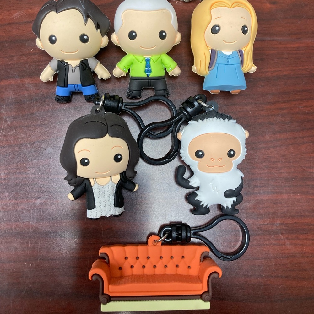 FRIENDS PLUSH KEYRINGS